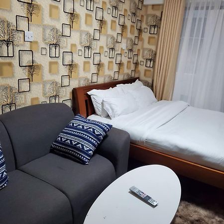 Апартаменты Lovely & Cozy Compact Studio Near Airport With Rooftop View Найроби Экстерьер фото