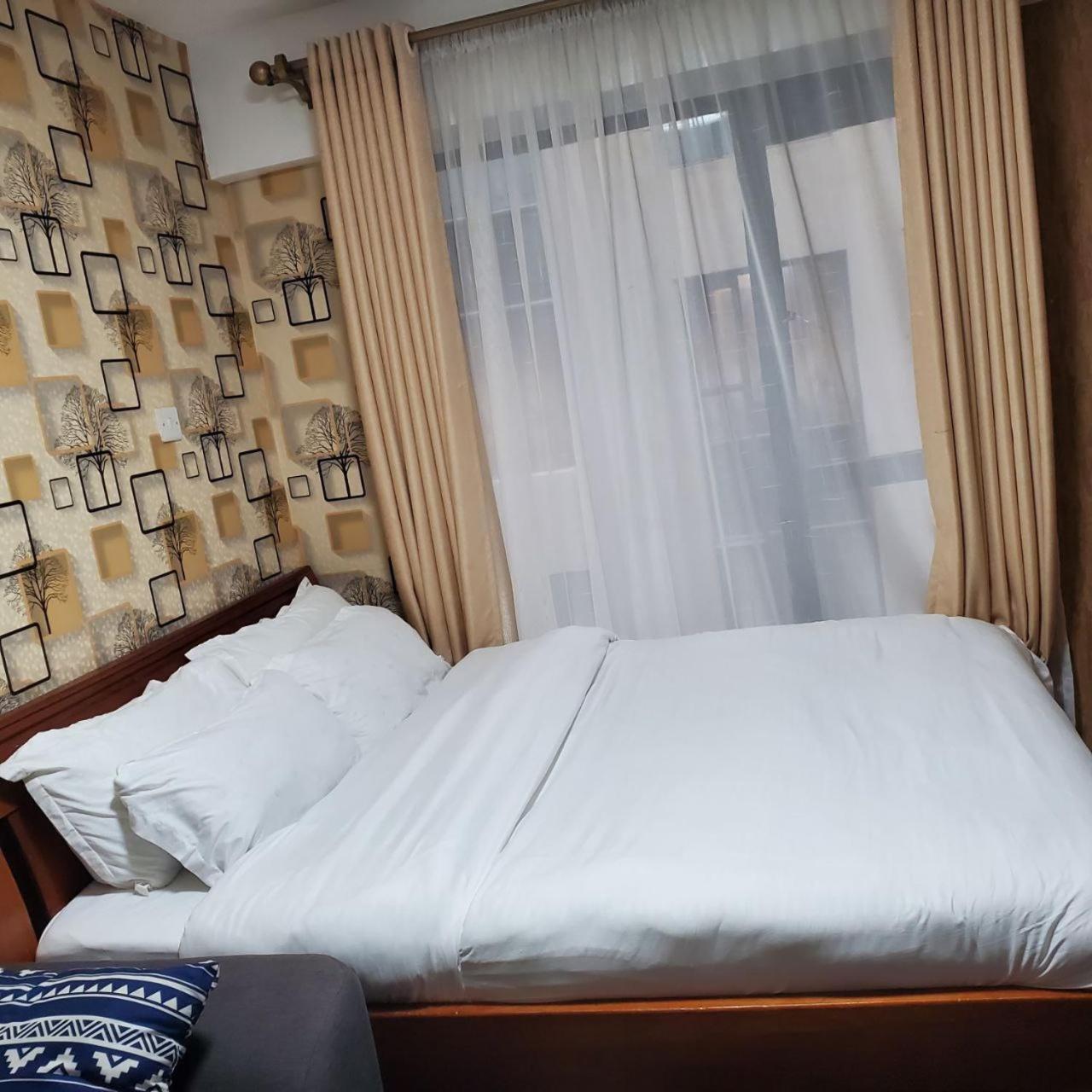 Апартаменты Lovely & Cozy Compact Studio Near Airport With Rooftop View Найроби Экстерьер фото